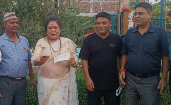 स्वर्गिय पाठकको स्मृतिमा पुरस्कार स्थापना 